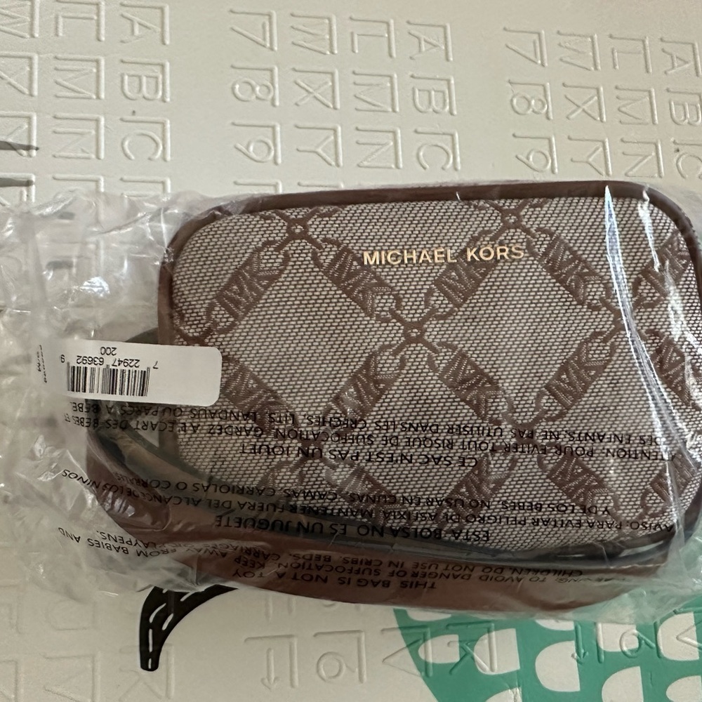 NWT Michael Kors Women's Logo Jacquard Fanny Pack